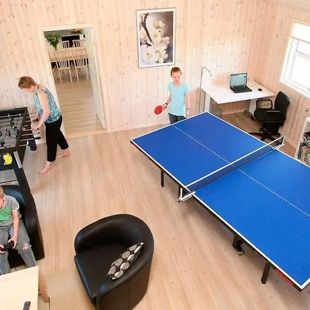 Σπίτι διακοπών Sleeps 22 Pool Wifi Nørre Lyngby