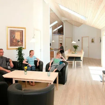 Σπίτι διακοπών Sleeps 22 Pool Wifi Nørre Lyngby
